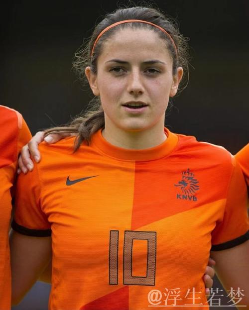 “阿德耶米女友渴望大都市生活,多特面临困惑;曼联已联络门德斯” “阿德耶米女友渴望大都市生活,多特面临困惑;曼联已联络门德斯”